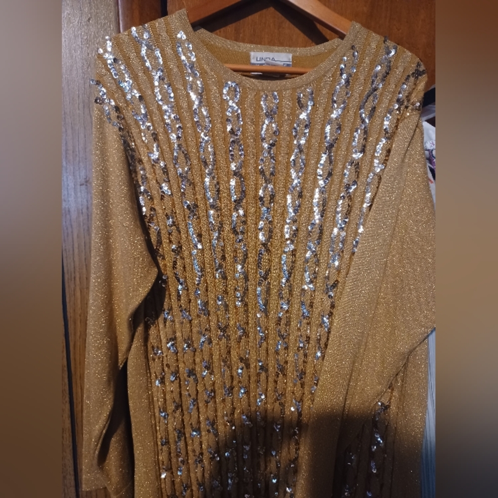 Linda Karen Gold Sequin Top/Tunic XS/S Runs Big And Knee high In Legth